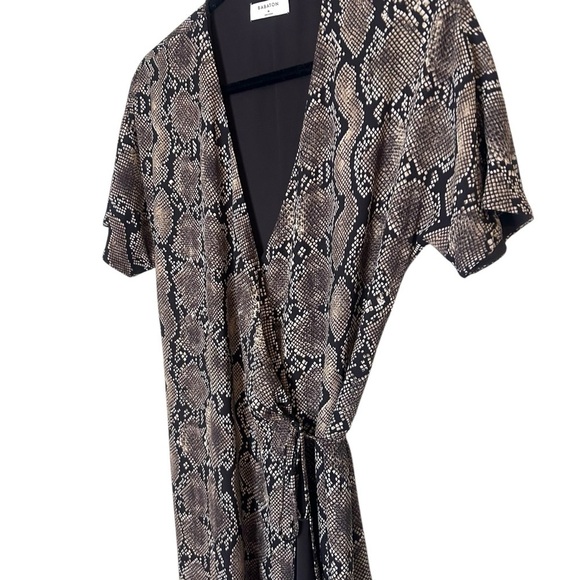 Aritzia Babaton Wallace Dress- Wrap Dress Pyhton Print- Size Medium - Picture 6 of 12